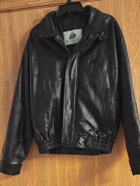 Burk's Bay Bomber Jacket Black Leather Zip Pockets Logo Insulated & Lined Size L